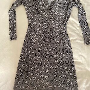 Norma Kamali comfortable soft light weight knit dress